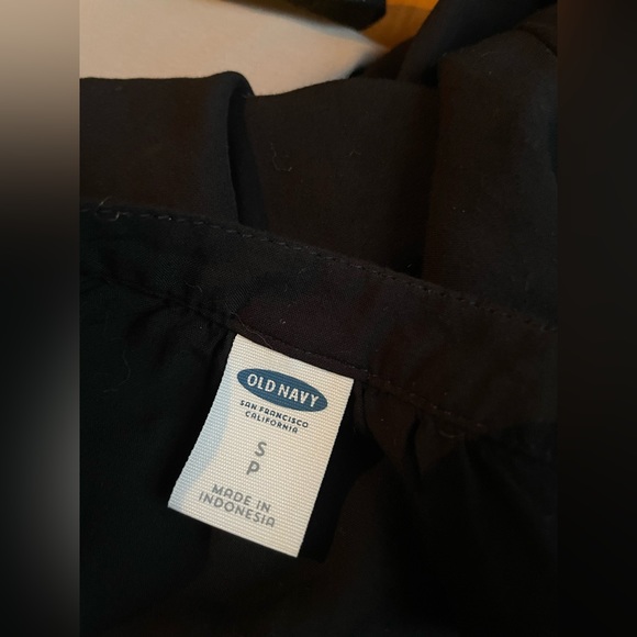 Women’s Old Navy Long Sleeve Romper ( small ) - Picture 3 of 4